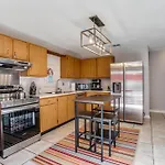 Super Fun House In Perfect Location